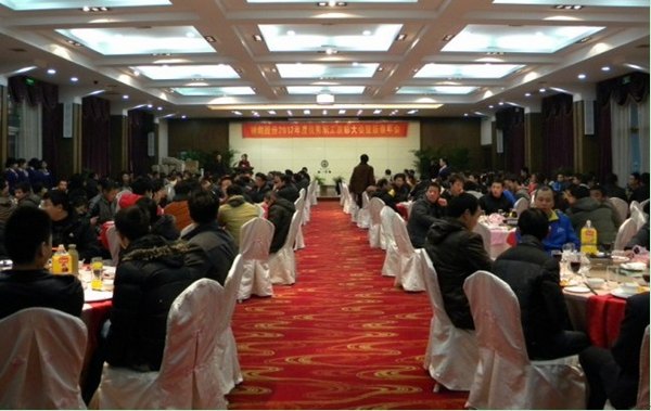 PG直营不凡成就非凡股份2012年杜着秀职工赞美大会暨新春年会